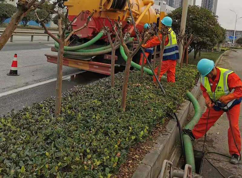 文殊镇市政管道清淤